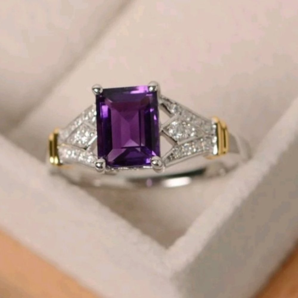 925 silver Gold Tone emerald cut amethyst Ring - Picture 2 of 2